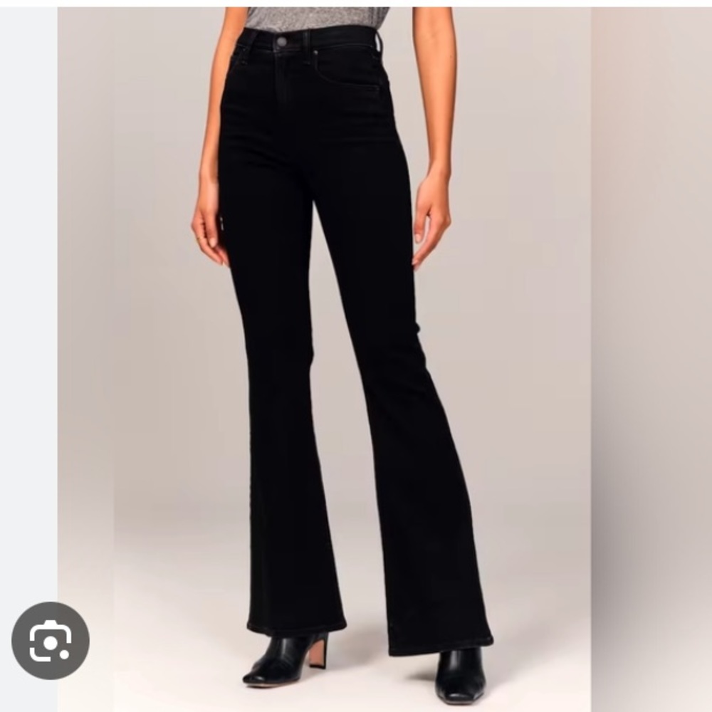 Abercrombie Ultra High Rise Flare - LONG